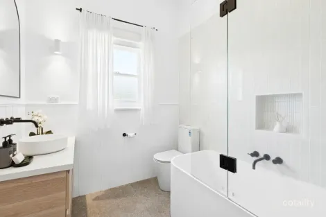 Property photo of 5 Manifold Street Colac VIC 3250