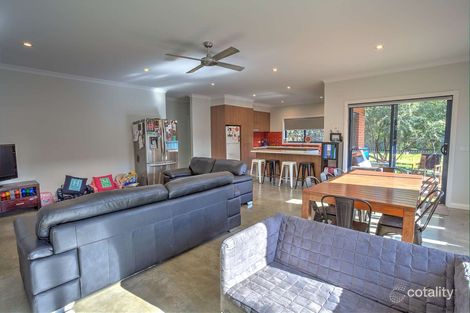 Property photo of 1A Bailey Street Porepunkah VIC 3740