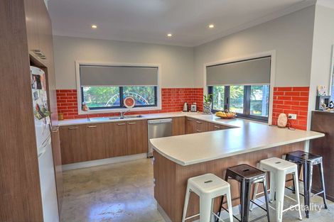 Property photo of 1A Bailey Street Porepunkah VIC 3740