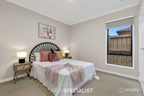 Property photo of 38 Compton Way Clyde North VIC 3978