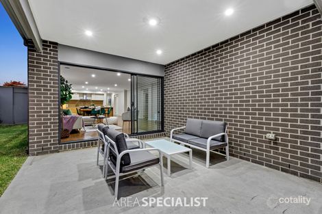 Property photo of 38 Compton Way Clyde North VIC 3978