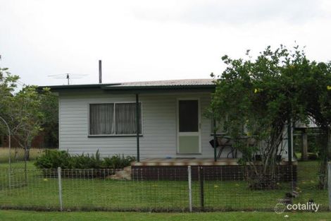 4 East St, Sarina, QLD 4737