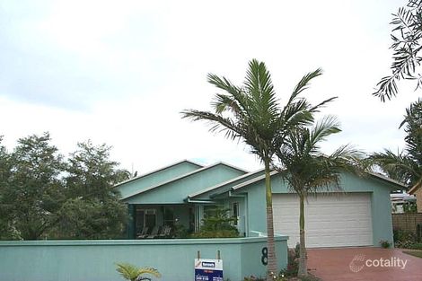 8 Daniel Pl, Banksia Beach, QLD 4507