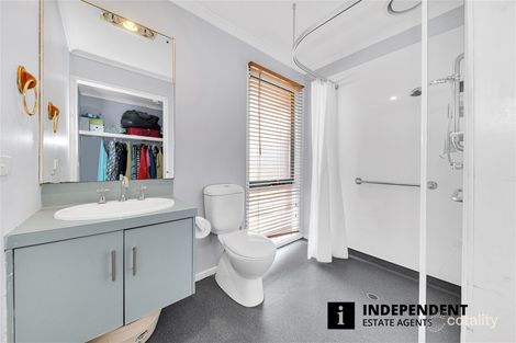 Property photo of 12 Mayruck Rise Hampton Park VIC 3976