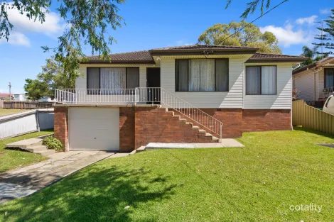 Property photo of 10 Tallawong Crescent Dapto NSW 2530