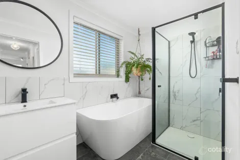 Property photo of 24 Jones Street Stratford VIC 3862
