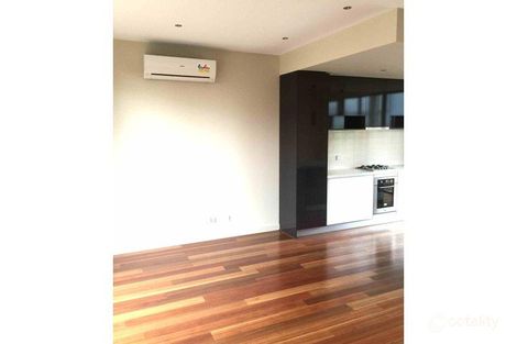 Property photo of 3/427 Warrigal Road Burwood VIC 3125