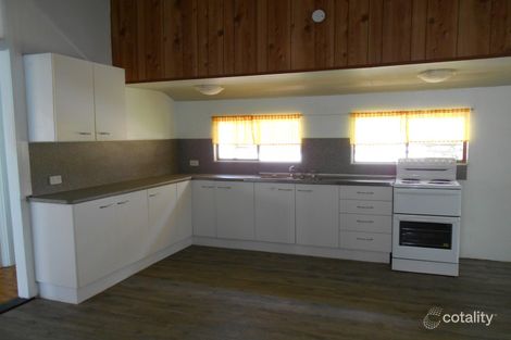 Property photo of 110 Tenth Avenue Home Hill QLD 4806