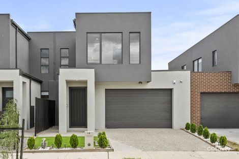 16 Trowbridge Dr, Wollert, VIC 3750