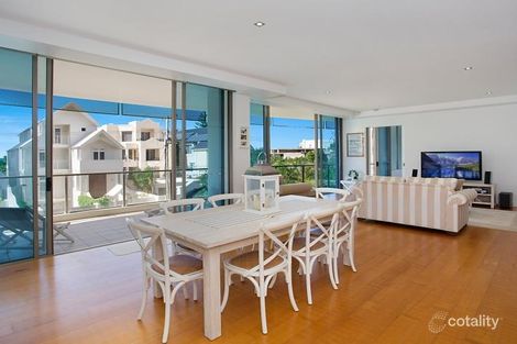 252 Hedges Ave, Mermaid Beach, QLD 4218