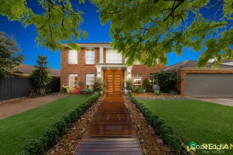 Property photo of 8 Golden Way Hillside VIC 3037