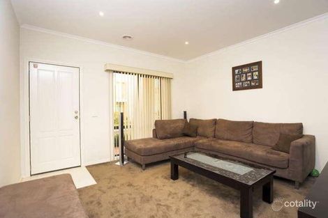 Property photo of 8 Celendine Place Hillside VIC 3037