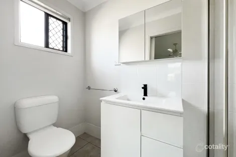 Property photo of 7 Red Gum Court Urraween QLD 4655