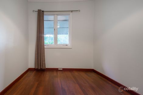 Property photo of 35 Taunton Way Karrinyup WA 6018