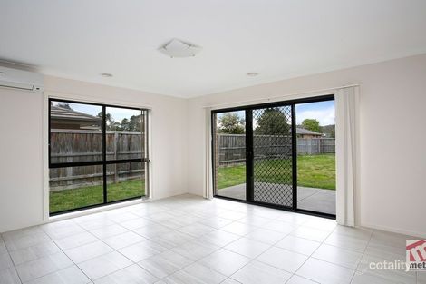 Property photo of 44 Devine Drive Pakenham VIC 3810
