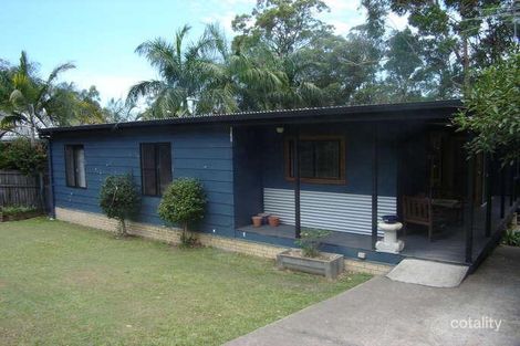 28 Poinsettia Pde, Varsity Lakes, QLD 4227