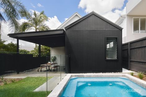 Property photo of 70 Longfellow Street Norman Park QLD 4170