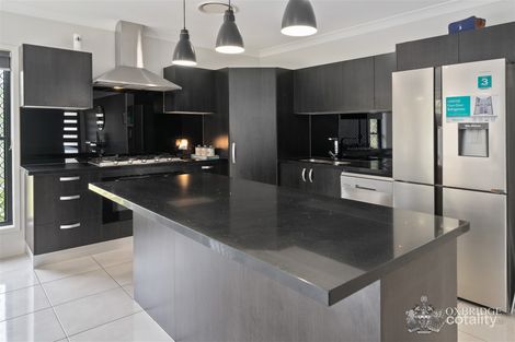 Property photo of 33 Galligan Way Goodna QLD 4300