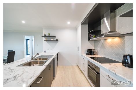 Property photo of 18 Silver Wattle Street Norman Gardens QLD 4701