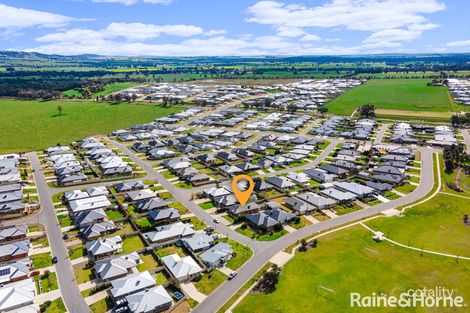 Property photo of 4 Morris Crescent Gobbagombalin NSW 2650