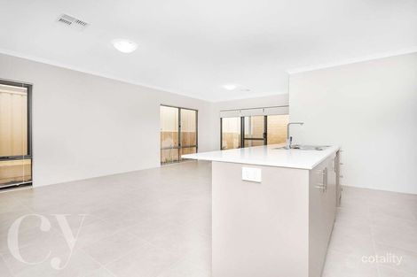 1/10 York Ave, Bentley, WA 6102