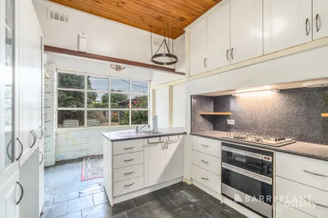 Property photo of 24 Evans Street Belmont VIC 3216