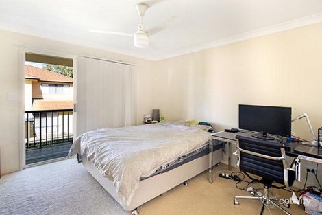 Property photo of 5 Jade Close Robertson QLD 4109