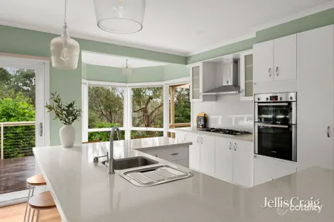 Property photo of 7 Delmuir Close Eltham VIC 3095