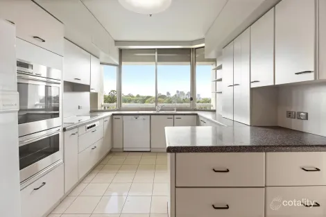 Property photo of 84/461 St Kilda Road Melbourne VIC 3004