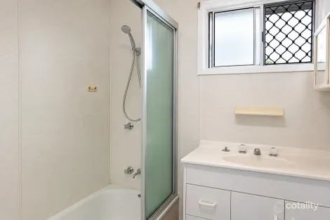 Property photo of 37 Clements Crescent Vincent QLD 4814