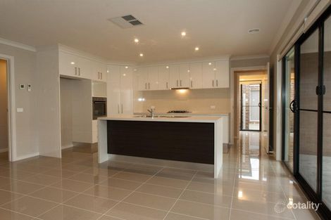 Property photo of 1 Heilmann Place Leneva VIC 3691