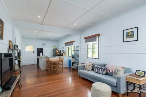 Property photo of 15 Dawson Parade Keperra QLD 4054
