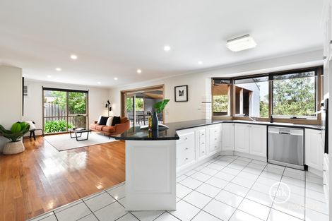 Property photo of 17 Lesay Drive St Helena VIC 3088