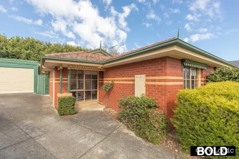 Property photo of 8 Hillman Court Berwick VIC 3806