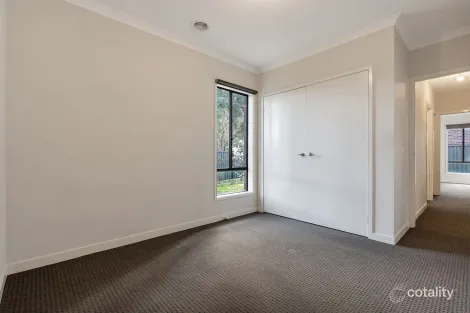 Property photo of 1 Pearce Way Craigieburn VIC 3064
