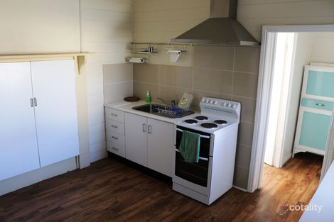 Property photo of 16 Murringo Street Young NSW 2594