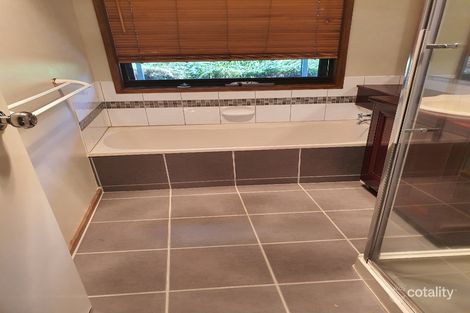 Property photo of 18 Ikara Way Churchill VIC 3842