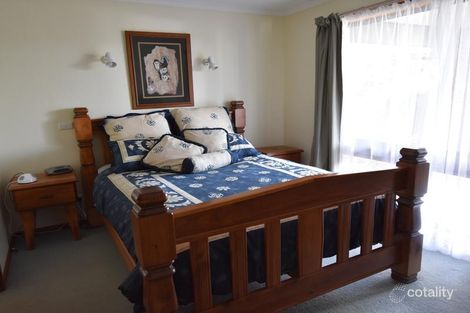 Property photo of 90 Chamberlain Road Newborough VIC 3825