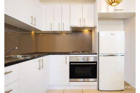 Property photo of 5/39 Sunset Boulevard Surfers Paradise QLD 4217