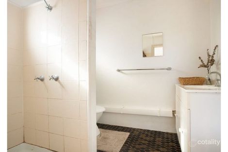 Property photo of 5/39 Sunset Boulevard Surfers Paradise QLD 4217