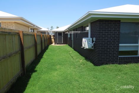 2 Paradise St, Yarrabilba, QLD 4207