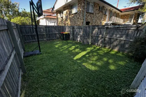 Property photo of 1/197 Ridge Street Northgate QLD 4013