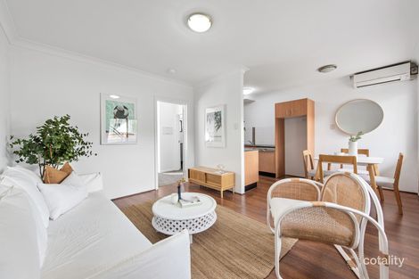 2/8 Kitchener St, Coorparoo, QLD 4151