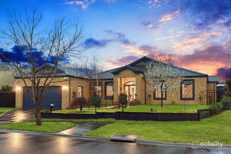 2 Manor Way, Beaconsfield, VIC 3807