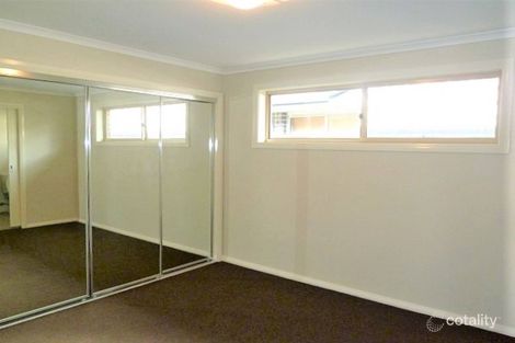 Property photo of 105 Howarth Street Ropes Crossing NSW 2760
