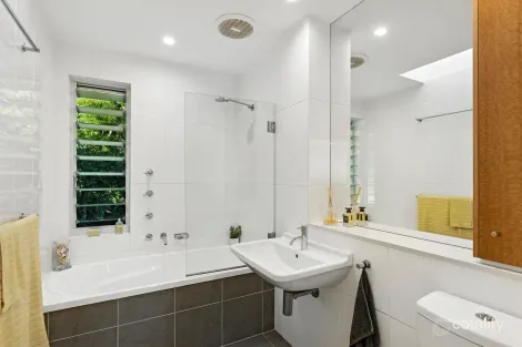 Property photo of 102 Del Monte Place Copacabana NSW 2251