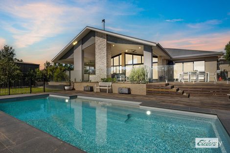 Property photo of 38 Riverside Boulevard Killara VIC 3691