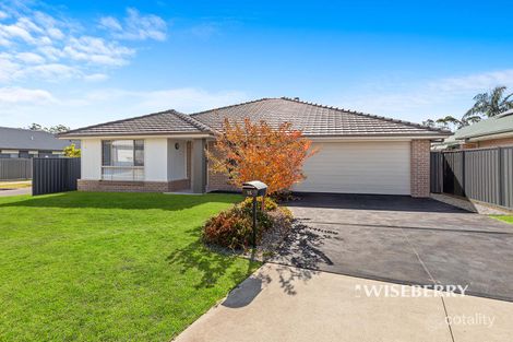 15 Fernhill Ave, Hamlyn Terrace, NSW 2259