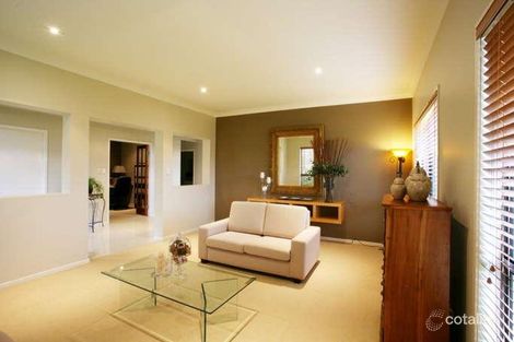 Property photo of 2 Butterwood Court Arana Hills QLD 4054