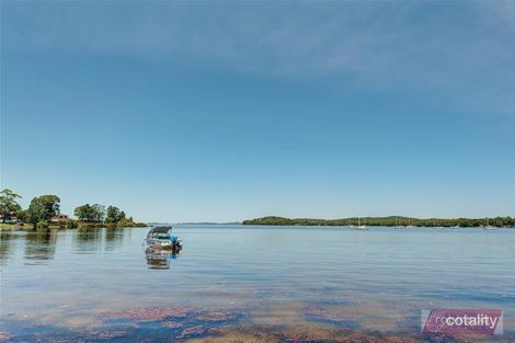 25 Caswell Cres, Tanilba Bay, NSW 2319